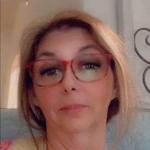 Meet your Posher, Charlene